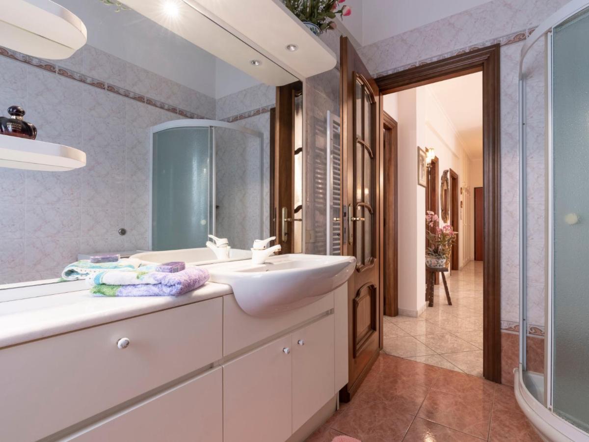 Apartment Casa Giuliana By Interhome Imperia Εξωτερικό φωτογραφία